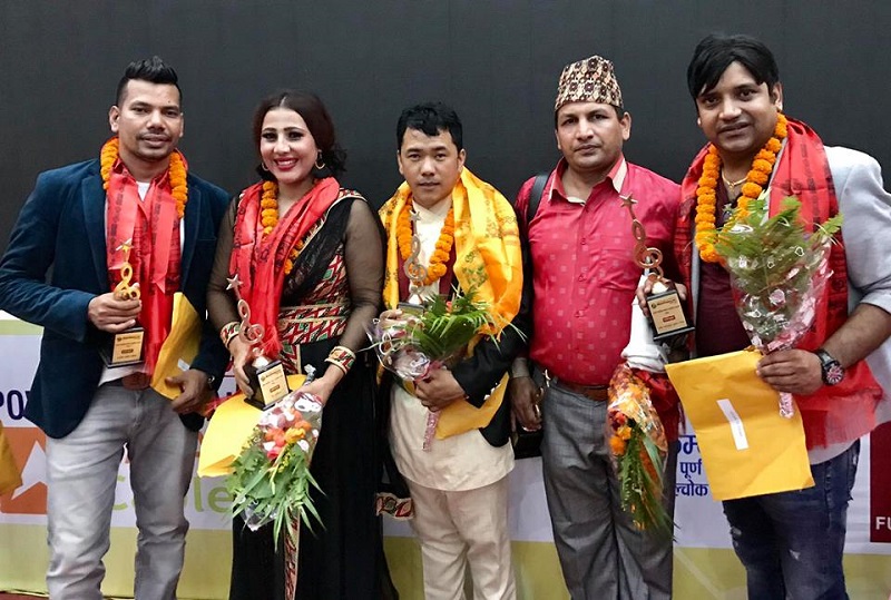 म्युजिक अवार्डमा कसले के जिते ?