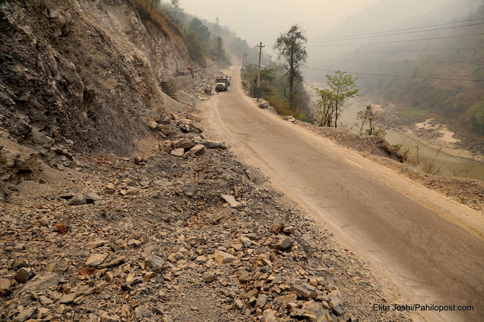 लक्ष्यअनुसार भइरहेको छैन मुङलिङ-नारायणगढ विस्तार