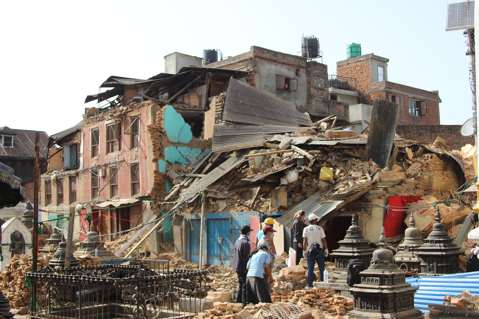काठमाडौँका गल्लीमा हिँडिरहँदा भूकम्प आयो भने के गर्ने : किन सेलायो भूकम्प सुरक्षाका बहस?