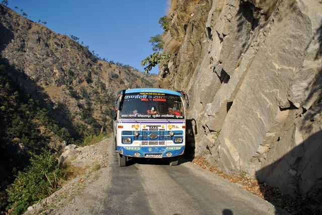 वर्षभरिमा सिंगो प्रदेशमा २१ किलोमिटर सडक कालोपत्र!