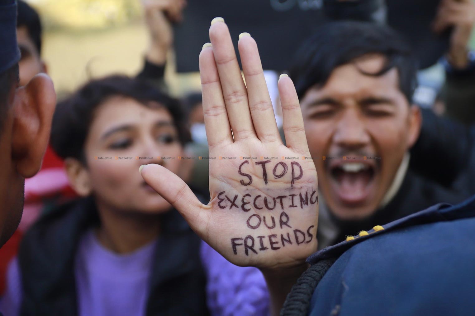 म्यानमारमा विद्यार्थीलाई मृत्युदण्डविरुद्ध भैसेपाटीमा प्रदर्शन