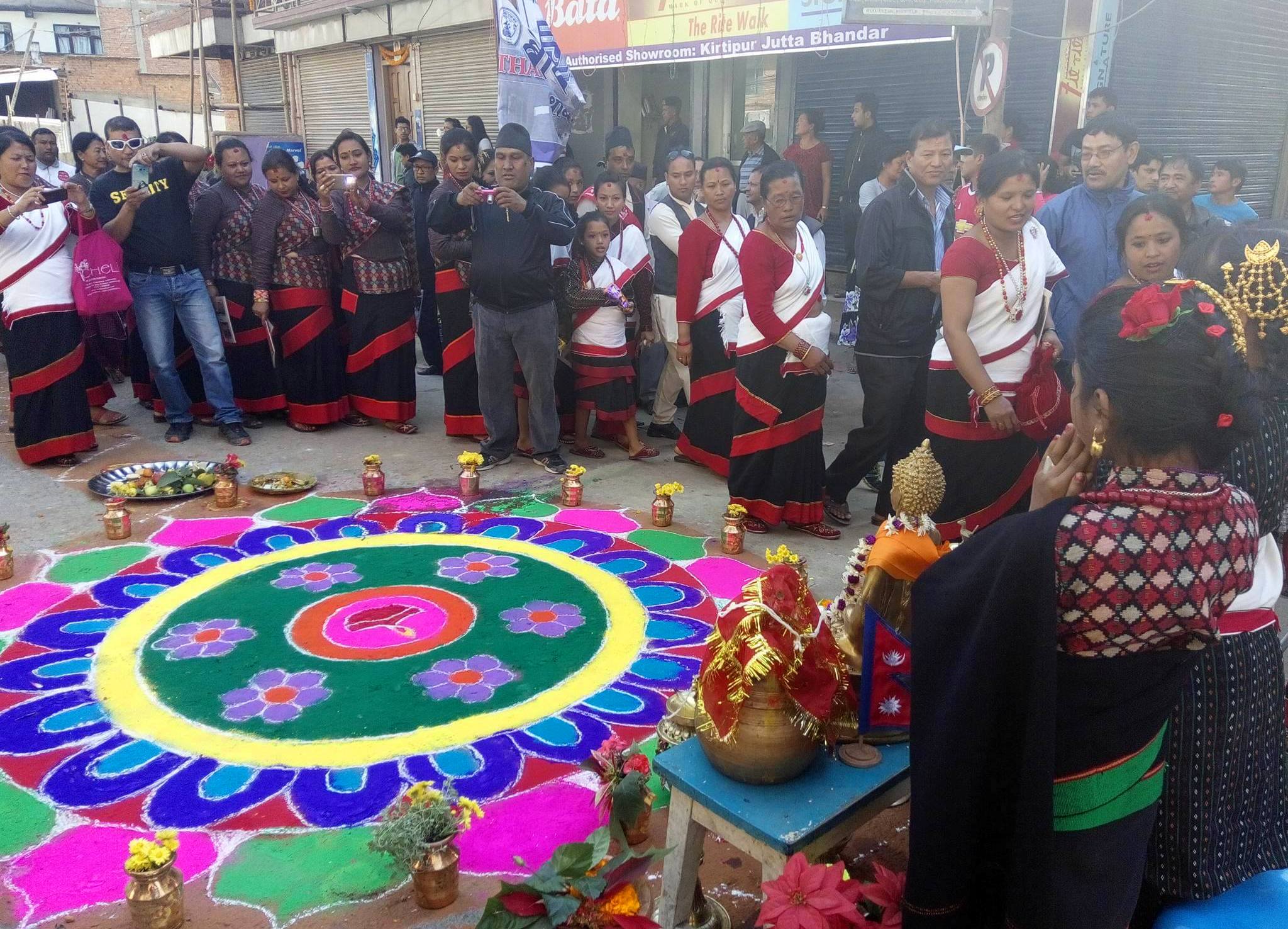 १५ फोटोमा हेर्नुस्, नयाँ वर्षमा यसरी झुम्दैछ कीर्तिपुर 