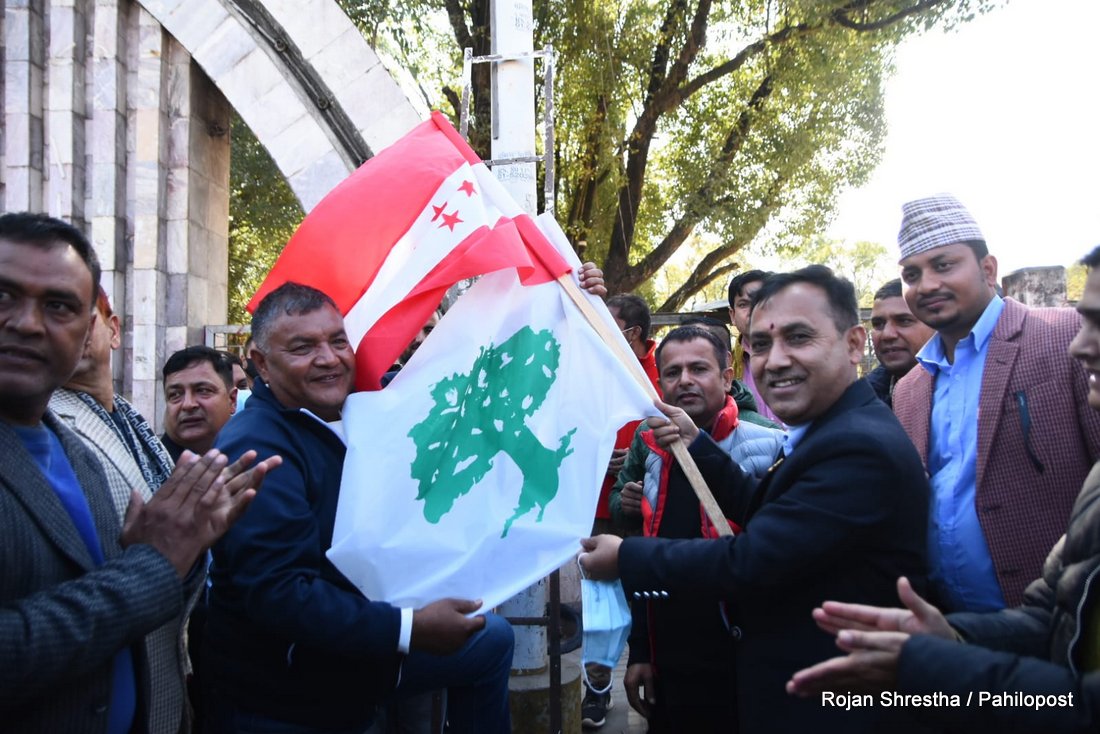 कांग्रेसको चार तारे झण्डा र चुनाव चिह्नले सजिँदै भृकुटीमण्डप