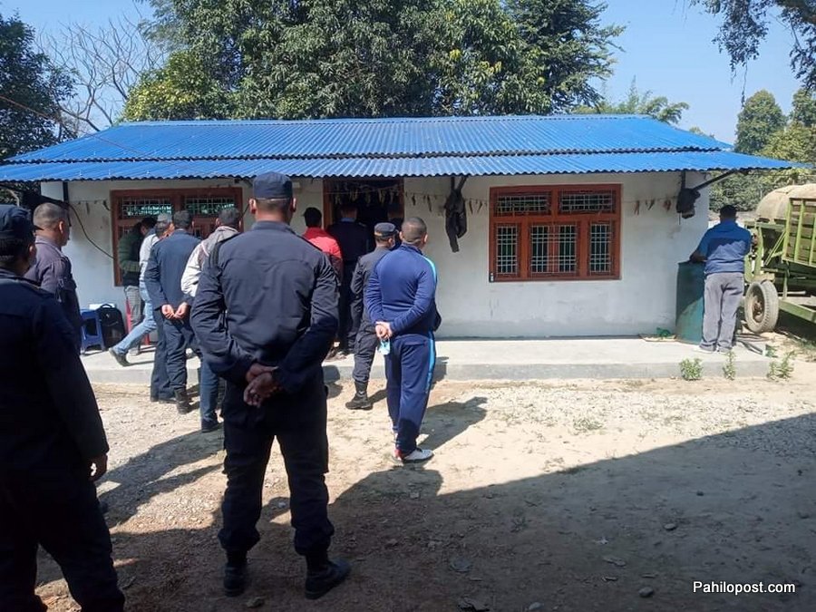 कैलालीमा युवती मृत्यु प्रकरण : समातिए कार्यवाहक वडाअध्यक्ष