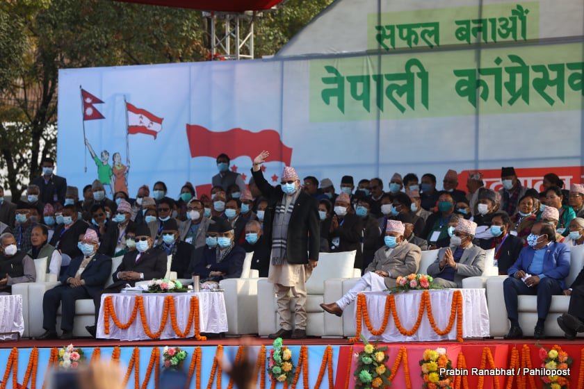 कांग्रेस महाधिवेशनले जुराएको फरक संयोग : विभाजनपछि एउटै मञ्चमा ओली-प्रचण्ड-नेपाल