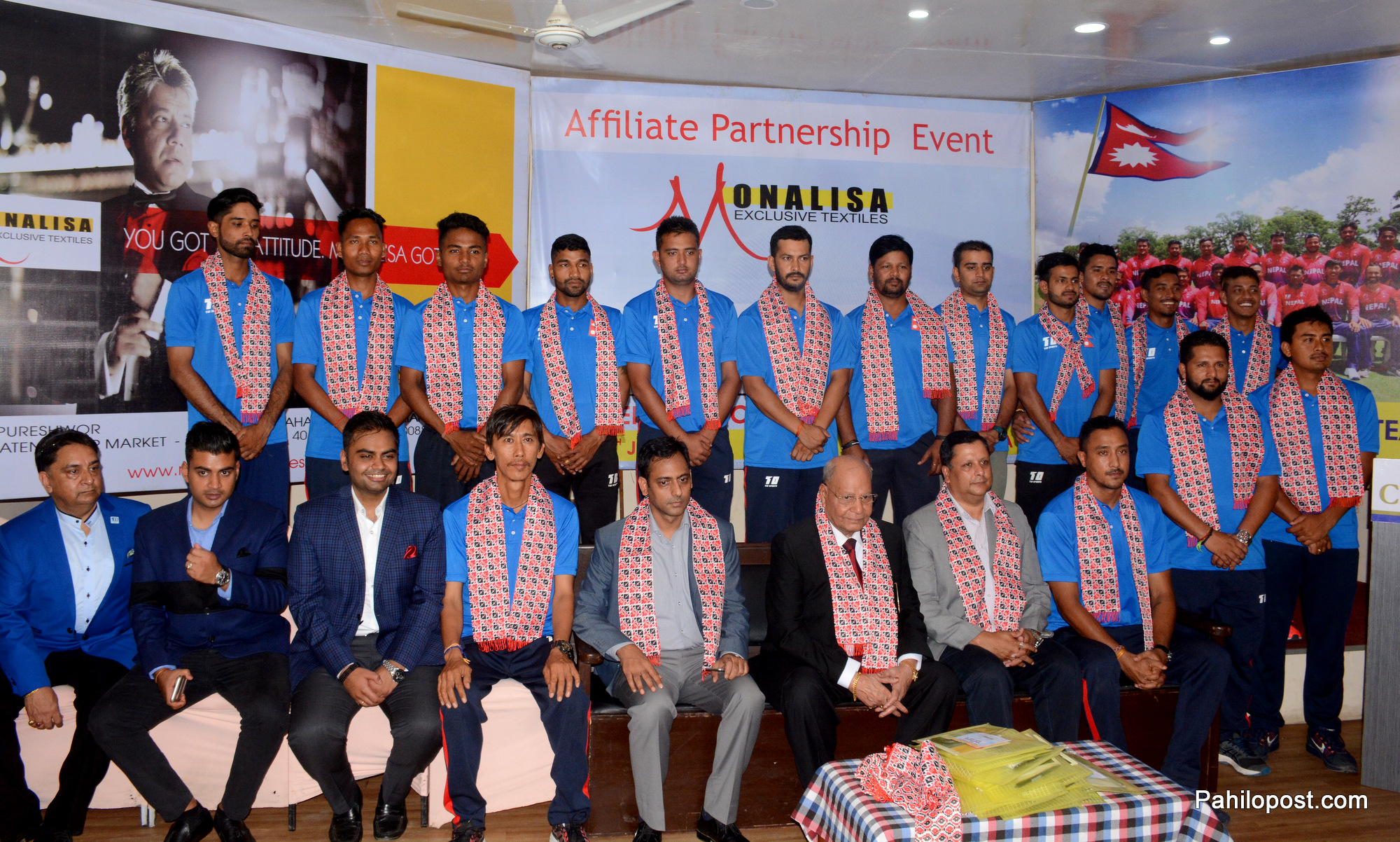 राष्ट्रिय क्रिकेट टोलीलाई मोनालिसा टेक्सटाइलको साथ, एक वर्षसम्म खेलाडीलाई फर्मल वेयर प्रदान गर्ने