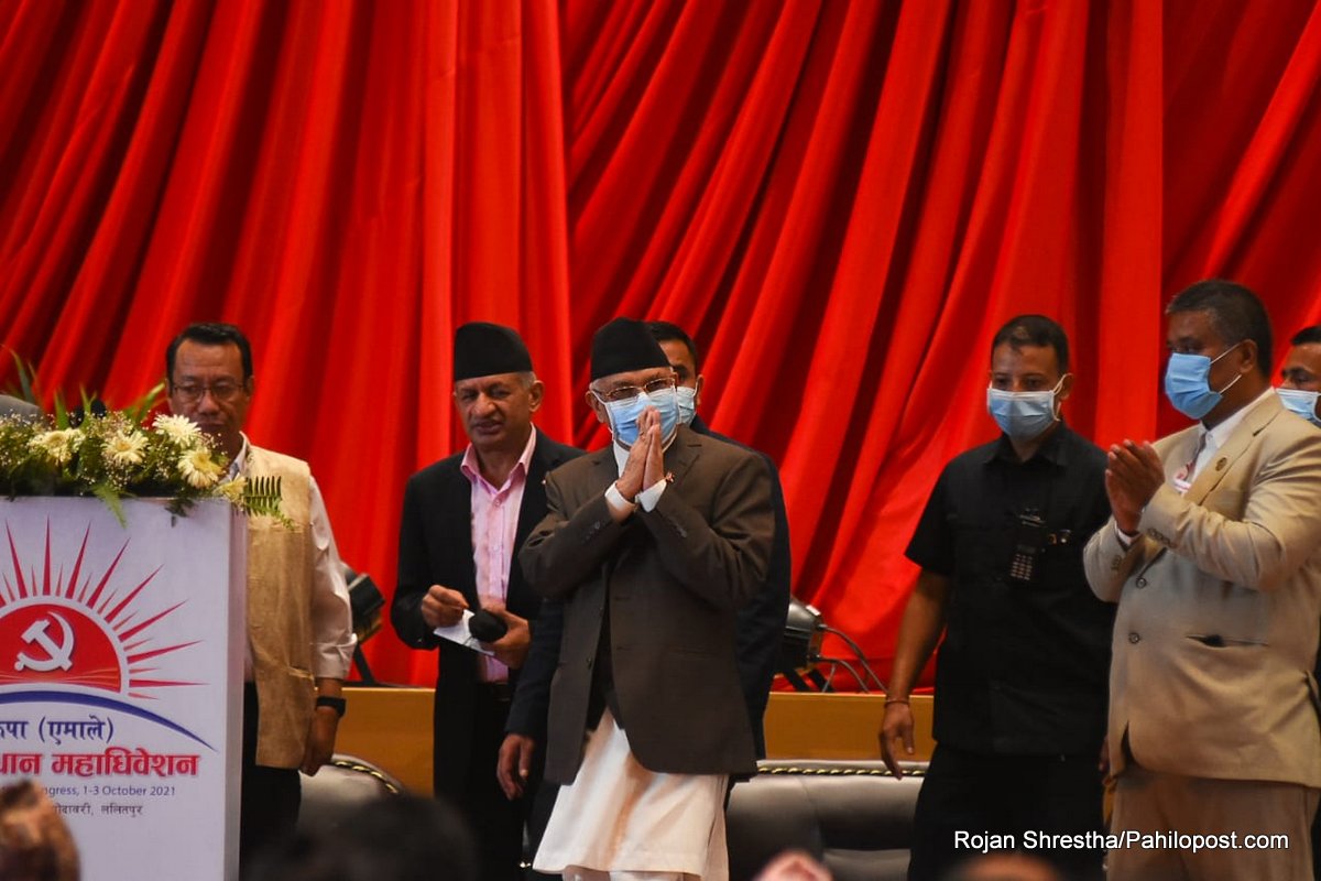 राजकुमार लेखीसहित ५५ जनालाई ओलीको स्वागत, पोखरेलको टीका