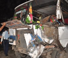 ​बबरमहल दुर्घटनाः बसका चालक प्रहरी सम्पर्कमा