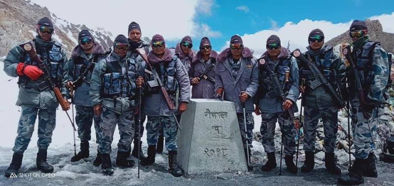 लिपुलेक नजिकैको १ नम्बर सीमा पिल्लरमा सशस्त्रको गस्ती, स्थानीयले हटाए भारतले राखेको काठेपुल