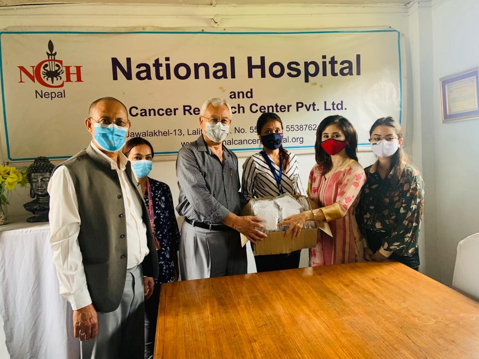 गोल्ड स्टारद्वारा पीपीई र मास्क उत्पादन सुरु