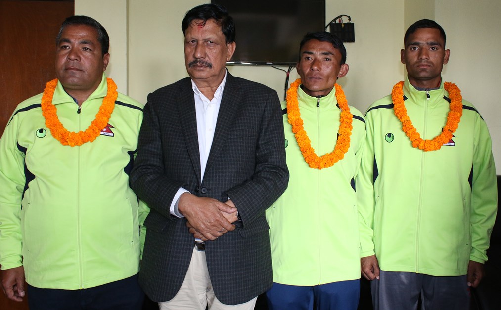 एसियन म्याराथन च्याम्पियनसिपमा नेपालबाट गोपीचन्द्र र होमलालले दौडने