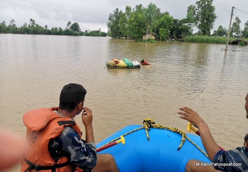 बाढीले बगाएर बेपत्ता भएका एक बालकको शव फेला