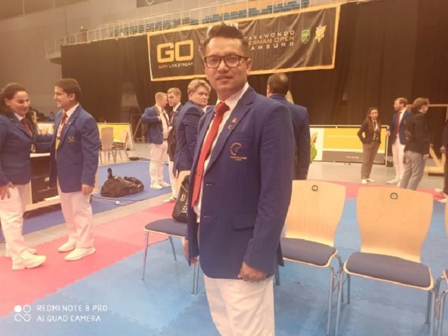 खड्का तेक्वान्दो प्रतियोगिताका उत्कृष्ट निर्णायक