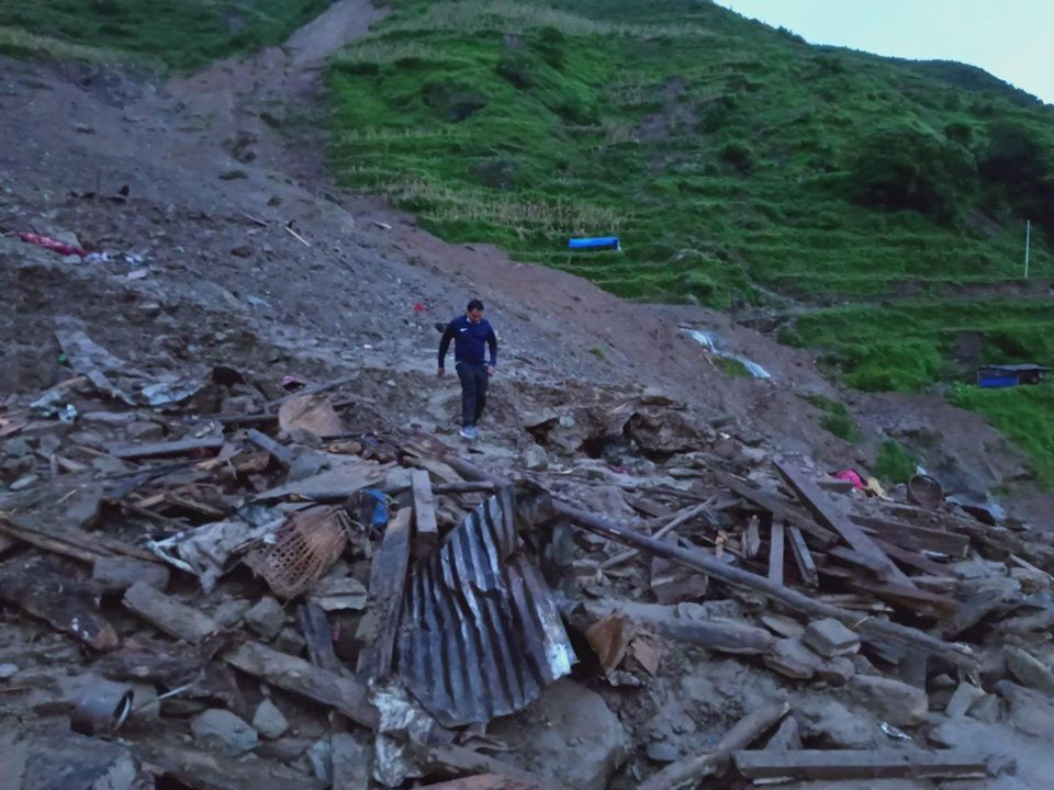 सिन्धुपाल्चोकको लिदीमा बेपत्तामध्ये थप तीन जनाको शव फेला
