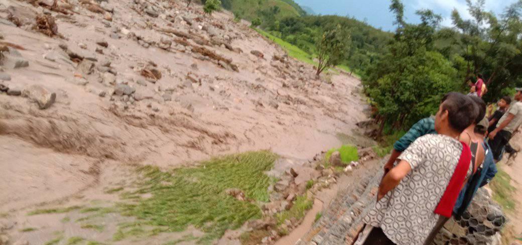 अछाममा बाढीले लियो ४ जनाको ज्यान, १५ बेपत्ता, १६ घर बगे