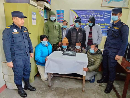 हयात होटलमा 'युरेनियम' कारोबारः भारतबाट ल्याएर प्रतिकिलो ३५ करोडमा रुपैंयाँमा बिक्री गर्न लागेको प्रहरी दाबी