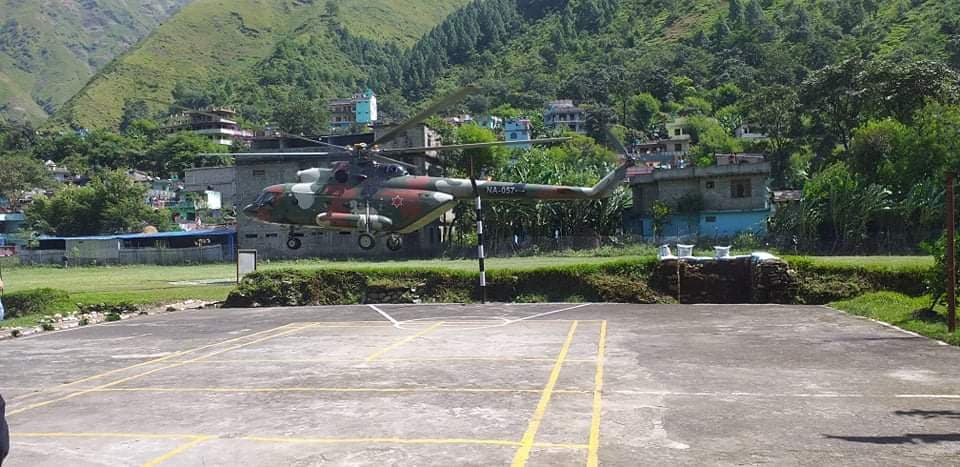 हेलिकोप्टरबाट छाङरु पुगे गृहमन्त्री थापा, गुल्मको भवन शिलान्याश, तीन महिनाभित्र बनिसक्ने