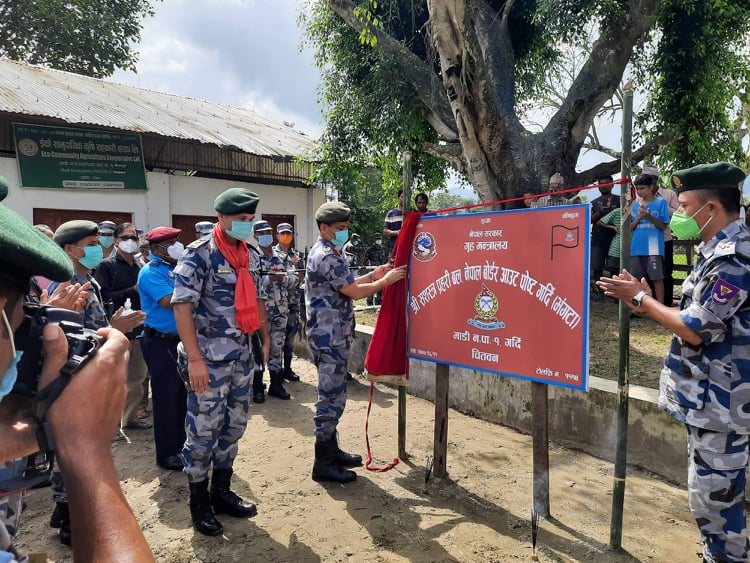 एकैदिन चितवनमा सशस्त्र प्रहरीको दुईवटा बीओपी स्थापना