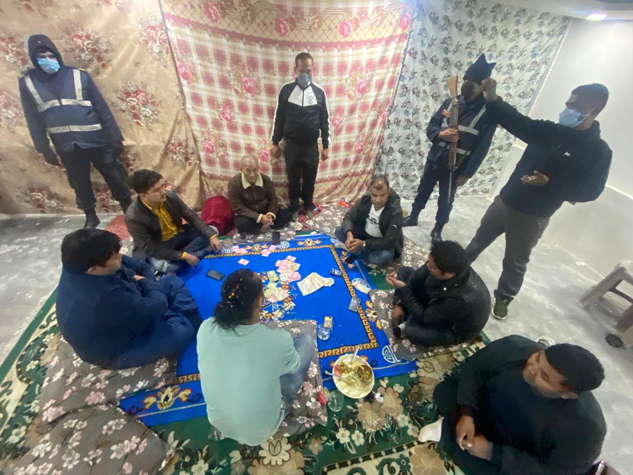 कुलेश्वरमा जुवा खालबाट ७ जना पक्राउ