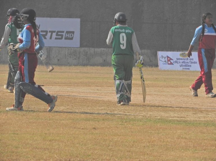 अतिरिक्त रनको सहायतामा ब्याटिङ नजम्दै लुम्बिनीको जित