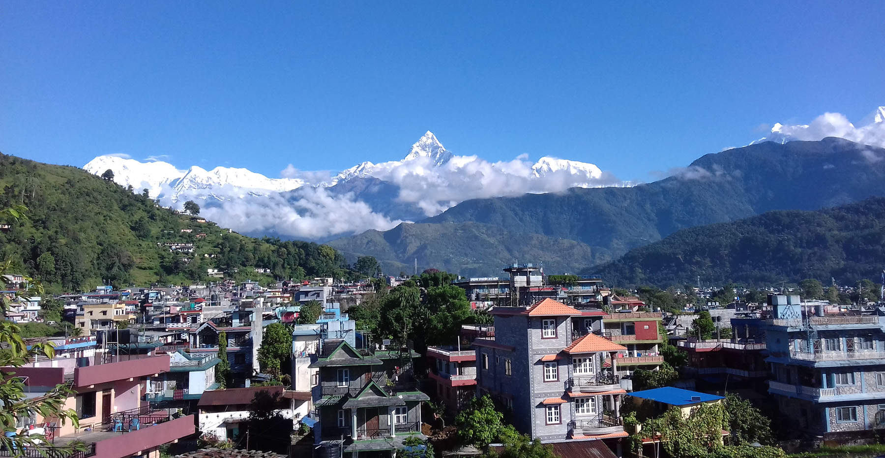 १० फोटोमा हेर्नुस्, यसरी मनाइँदैछ विश्व पर्यटन दिवस