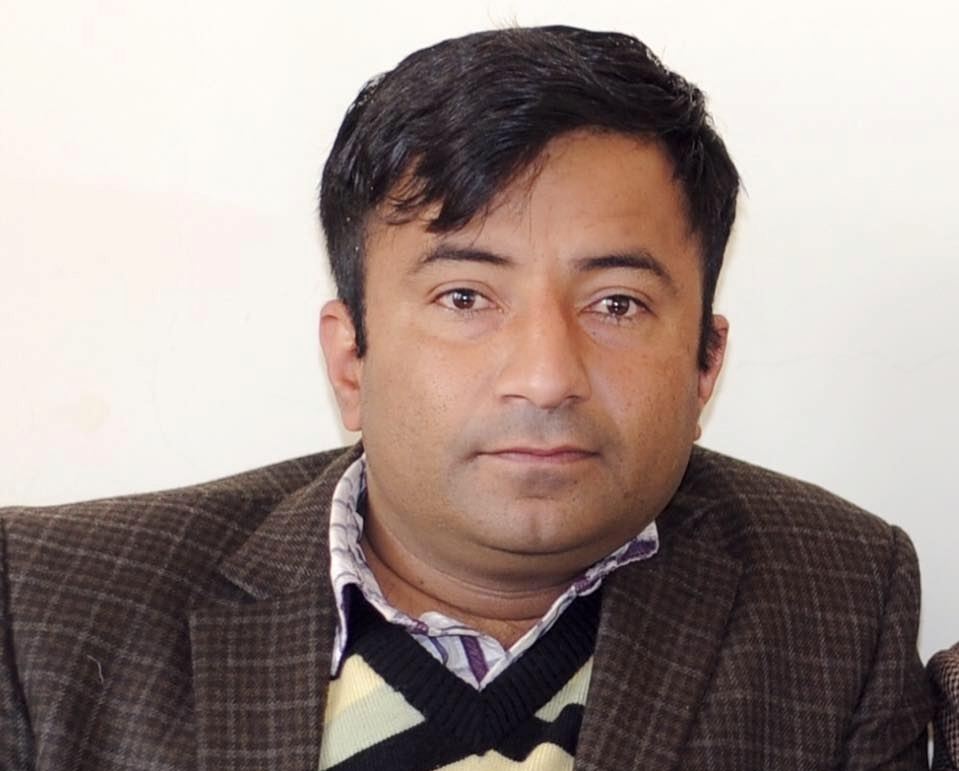 प्रधानमन्त्री पुत्र प्रकाशलाई समाजसेवीका रुपमा ‘सुप्रवल जनसेवाश्री' पदक