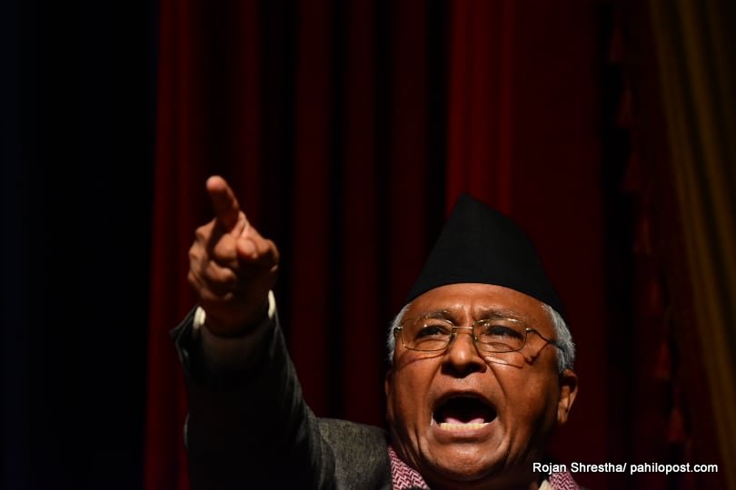 प्रचण्डप्रति आक्रोशित कृष्णगोपाल श्रेष्ठ : धेरै दिन कुर्नु पर्दैन 'बेलैमा बुद्धि पुराइनस् पुड्के टाउको समाइ बस' हुन्छ