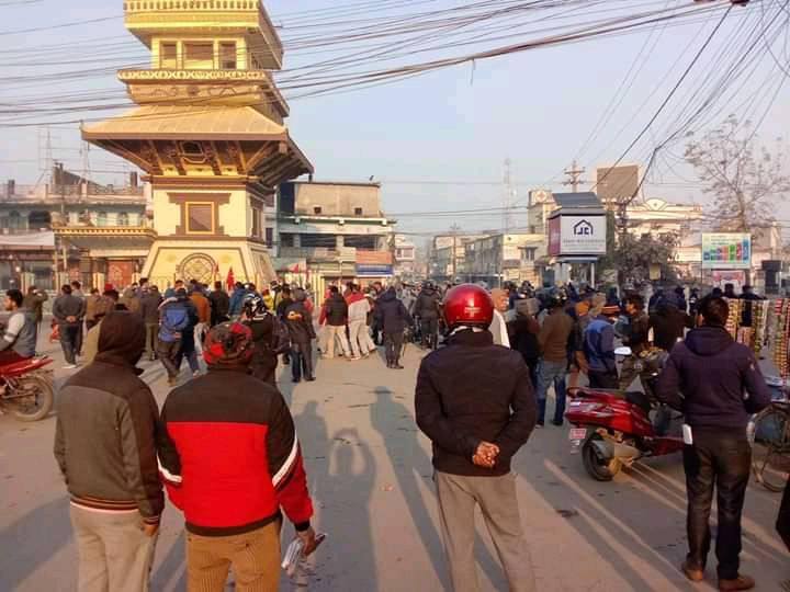 बन्द गराउँदै हिँडेका १९ जना नेकपाका नेता कार्यकर्ता वीरगंजबाट पक्राउ, यस्तो छ बन्दको प्रभाव