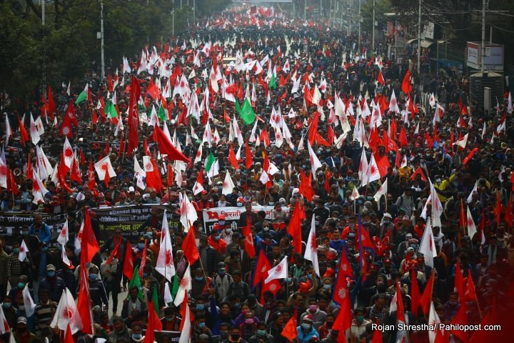 शक्ति प्रदर्शनमा साँस्कृतिक झाँकी, सभास्थलतिर केन्द्रित हुँदै जुलस