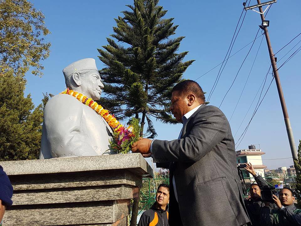 संविधान कार्यान्वयनका लागि गणेशमानको विचार उपयोगी : प्रकाशमान सिंह  