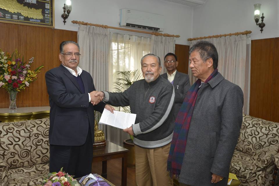 आदिबासी नेताहरुद्वारा प्रधानमन्त्रीलाई ज्ञापनपत्र, १० प्रदेशको प्रस्ताव दर्ता गर्न माग