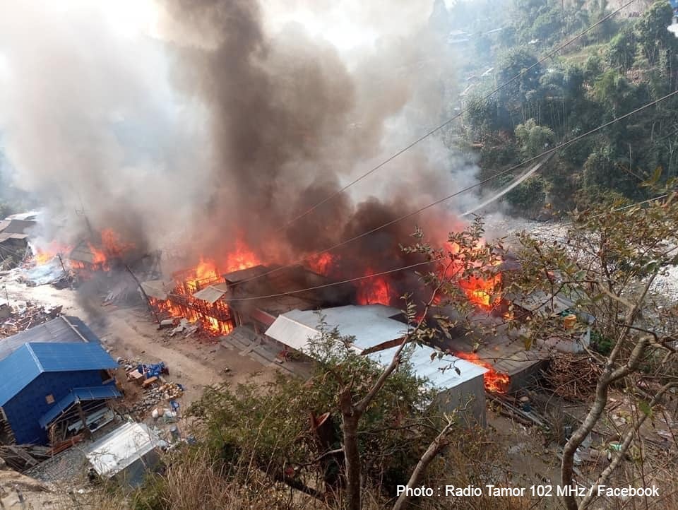 ताप्लेजुङको दोभान बजारमा आगलागी : ३५ घर जलेर नष्ट