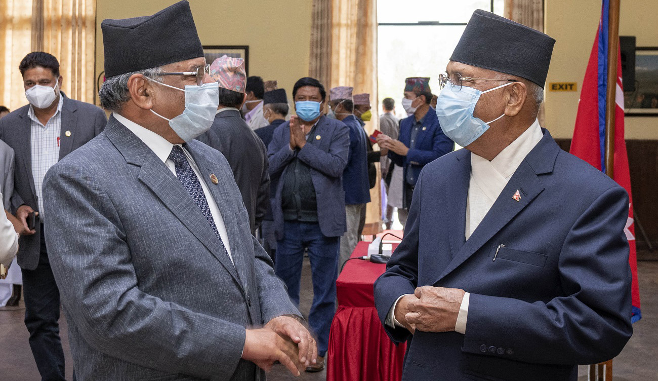 कर्णाली विवादबारे ओलीलाई प्रचण्डको आग्रह : केन्द्रको हस्तक्षप बन्द गरौं