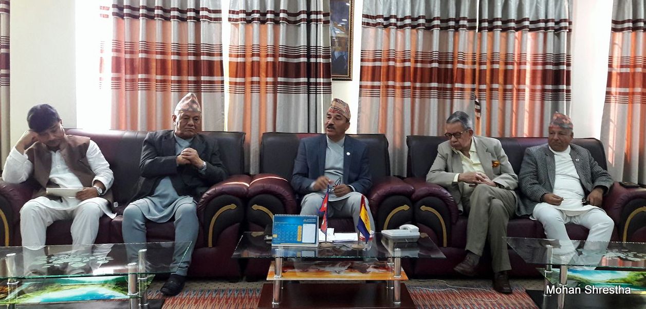 राप्रपा सरकारबाट फिर्ता, प्रचण्ड सरकार स‌ंकटमा