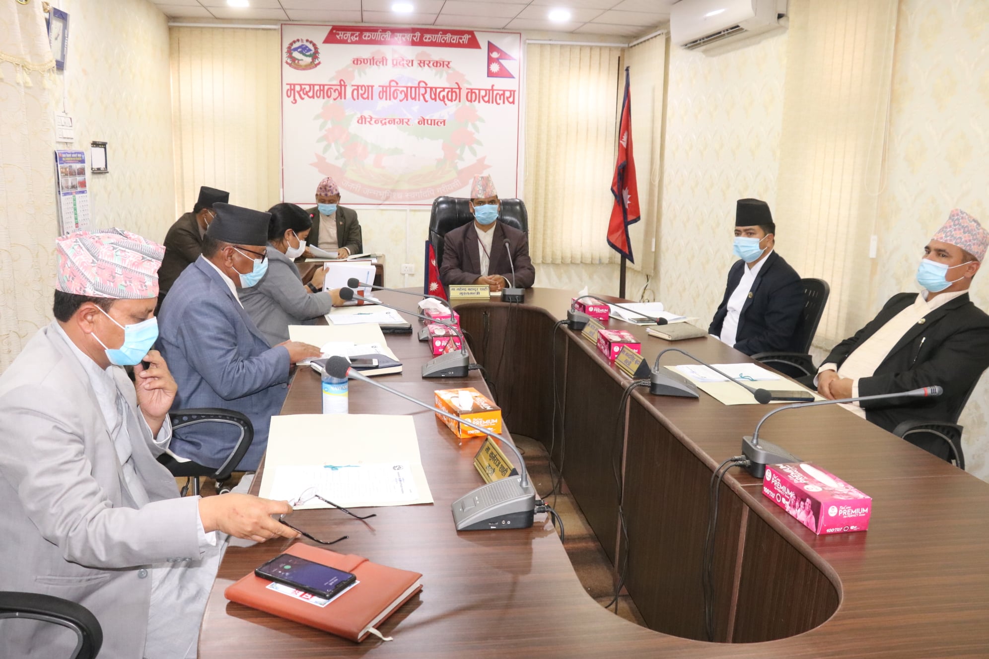 कोरोना नियन्त्रण गर्न कर्णालीमा निर्देशक समिति गठन, व्यवस्थापनको कामलाई प्रदेशभर प्रभावकारी बनाइने