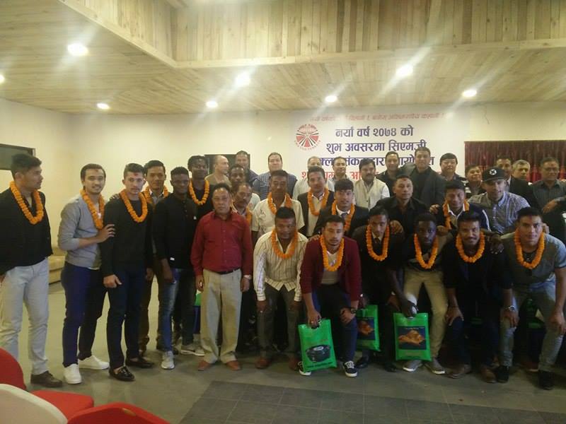 सिएमजी क्लबद्वारा संकटा क्लबका खेलाडीलाई सम्मान