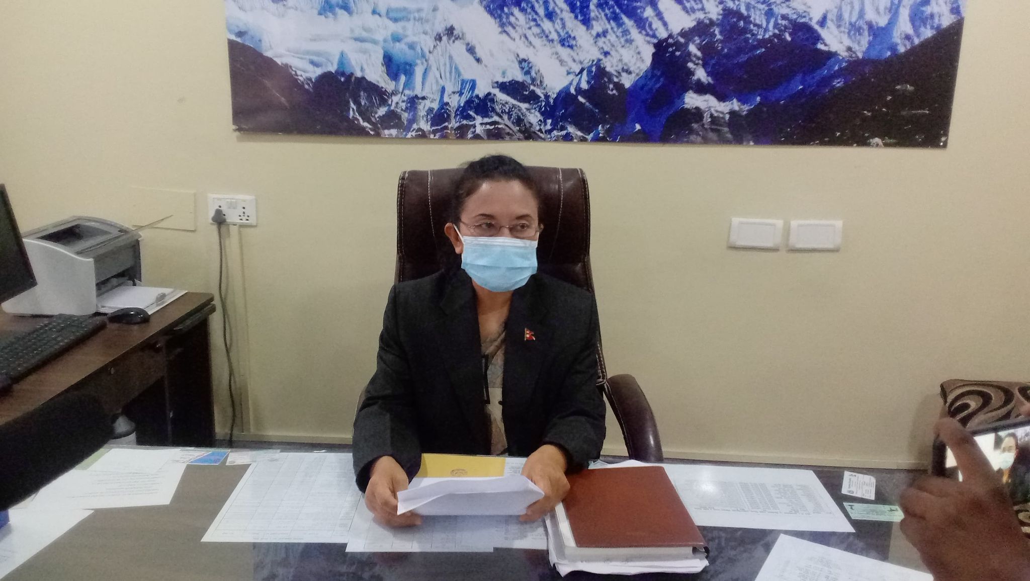 सङ्क्रमितको उपचारमा खटिएका स्वास्थ्यकर्मीको कोभिडबाट मृत्यु भए प्रदेश सरकारले २५ लाख क्षतिपूर्ति दिने