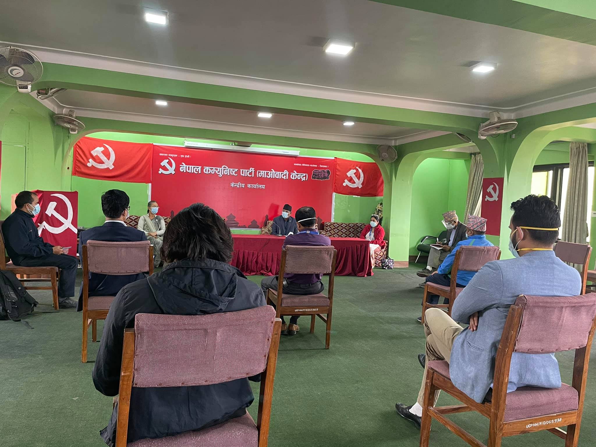 प्रचण्डले कोभिड-१९ नियन्त्रणबारे चिकित्सकसँग गरे छलफल, नयाँ कार्यक्रम घोषणा गर्दै