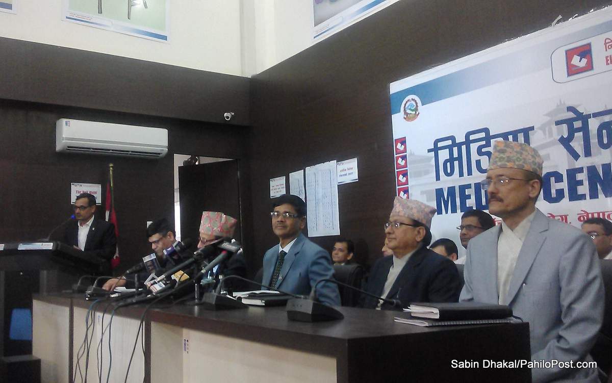दोस्रो चरणको निर्वाचनमा ७०.५ प्रतिशत मतदान, बझाङको दुई वटा केन्द्रमा मात्रै मतदान स्थगित