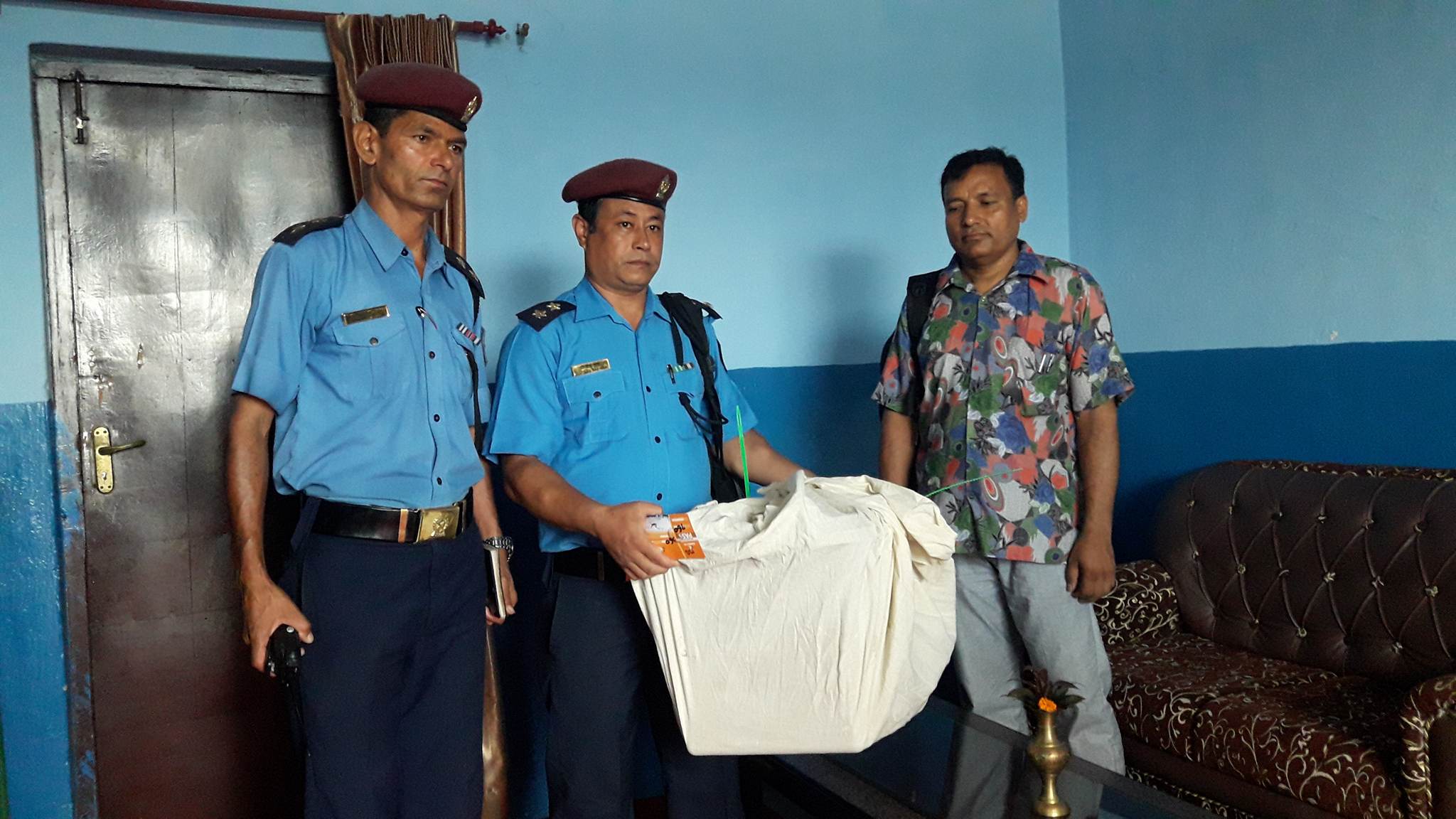 भरतपुरमा च्यातिएका मतपत्र सर्वोच्चमा पेस
