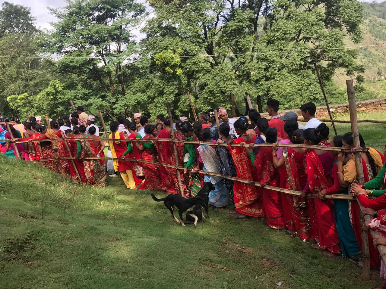 सुदुर पश्चिमका पहाडमा रातभर झरी, चुनावको बिहानै घाम