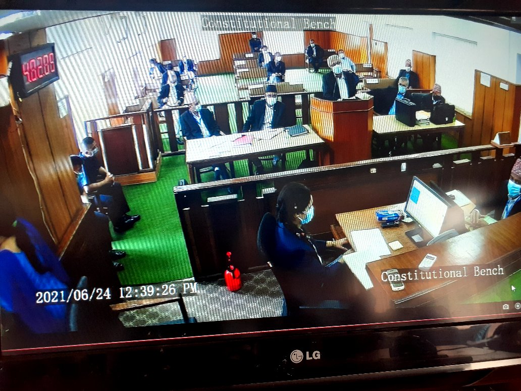 'राजा वीरेन्द्रले चार/पाँच दिन लगाउँथे, राष्ट्रपति भण्डारीले ओलीका लागि ५ मिनेटमै सिध्याइदिनुहुन्छ'