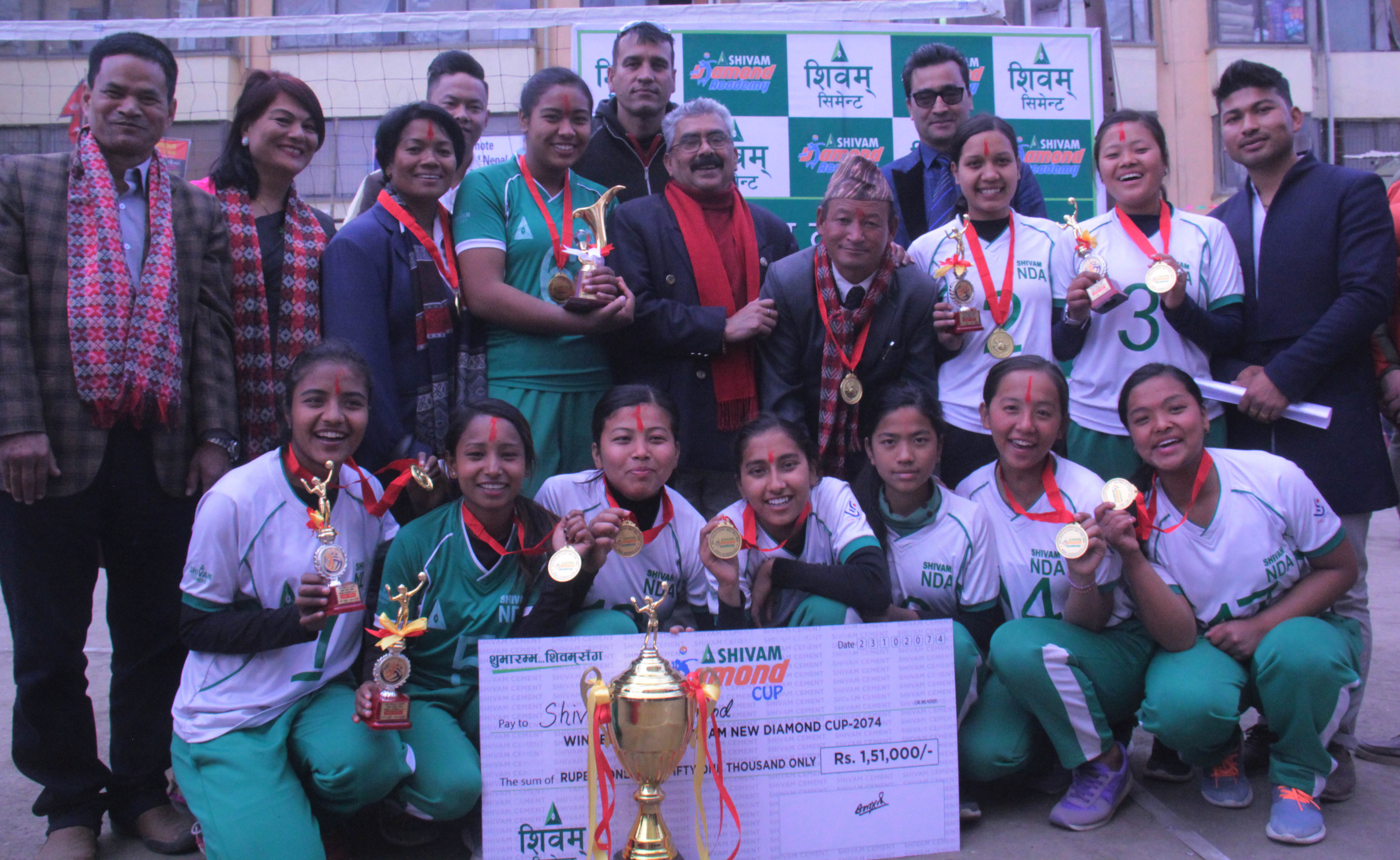 एपीएफलाई हराउँदै आयोजक न्यू डायमण्डले जित्यो उपाधि