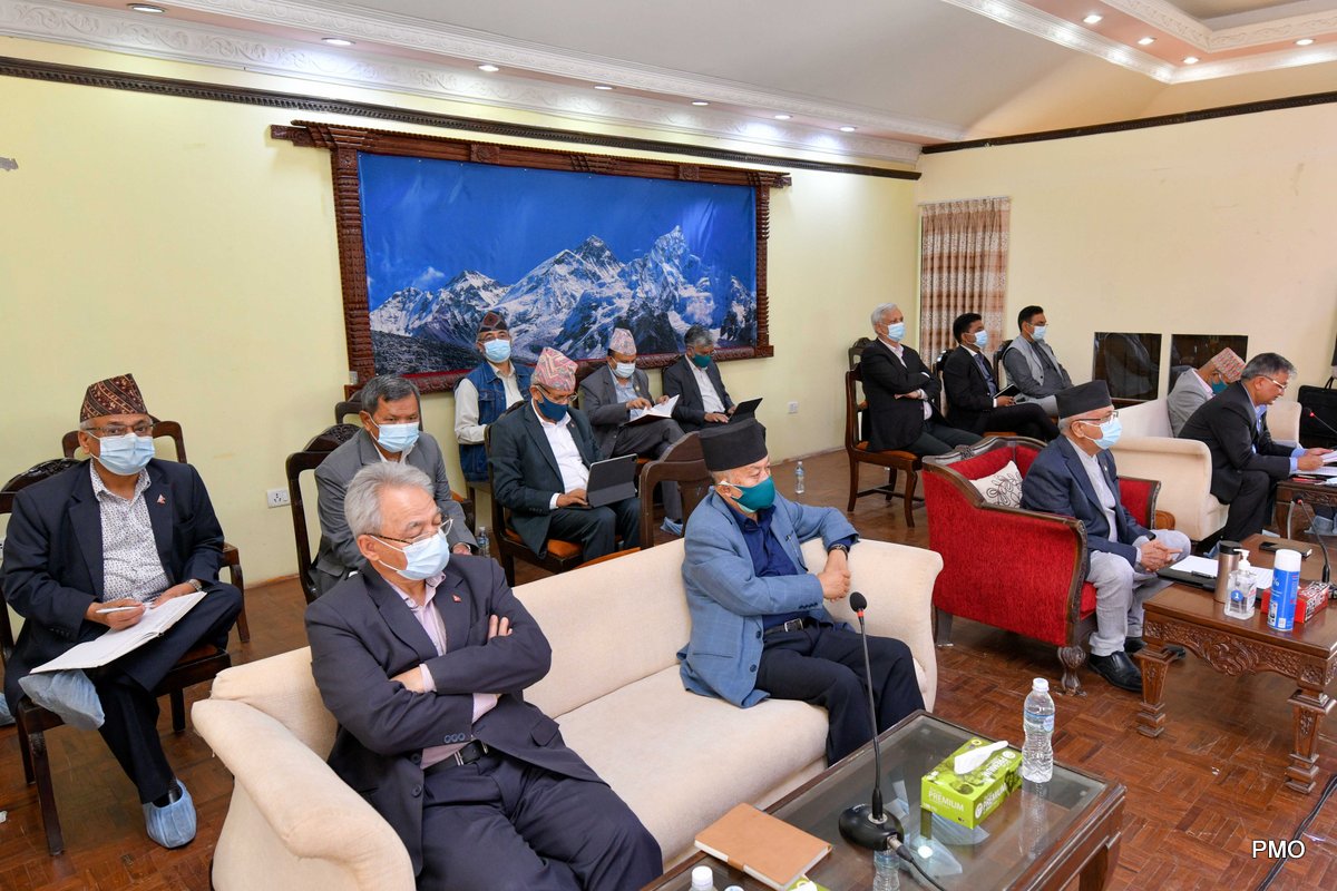 माधव नेपाल समूहमाथिको कारवाही खारेज, पूर्व माओवादीलाई समेटेर बनाइयो केन्द्रीय कमिटी