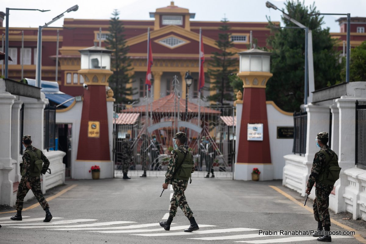 मन्त्रिपरिषद् विस्तारविरुद्धको मुद्दामा सर्वोच्चलाई शीतल निवासको जवाफ: ‘राष्ट्रपतिले कर्तव्य पूरा गरेको हो, मुद्दा लाग्दैन’