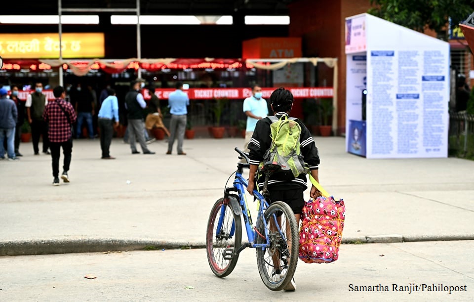 दशैं मनाउन ६ लाख ८८ हजारभन्दा बढी काठमाडौंबाट बाहिरिए