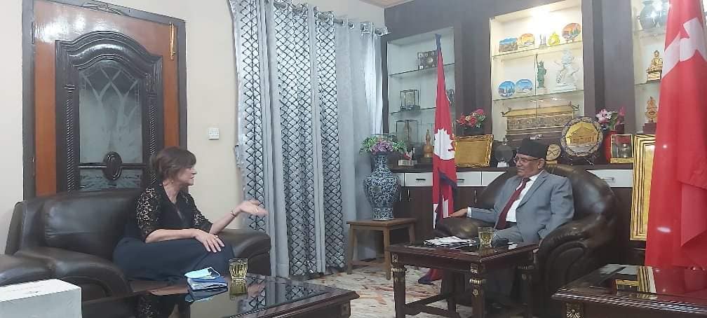 प्रचण्डलाई भेट्न अष्ट्रेलियाली राजदूत खुमलटार पुगिन्