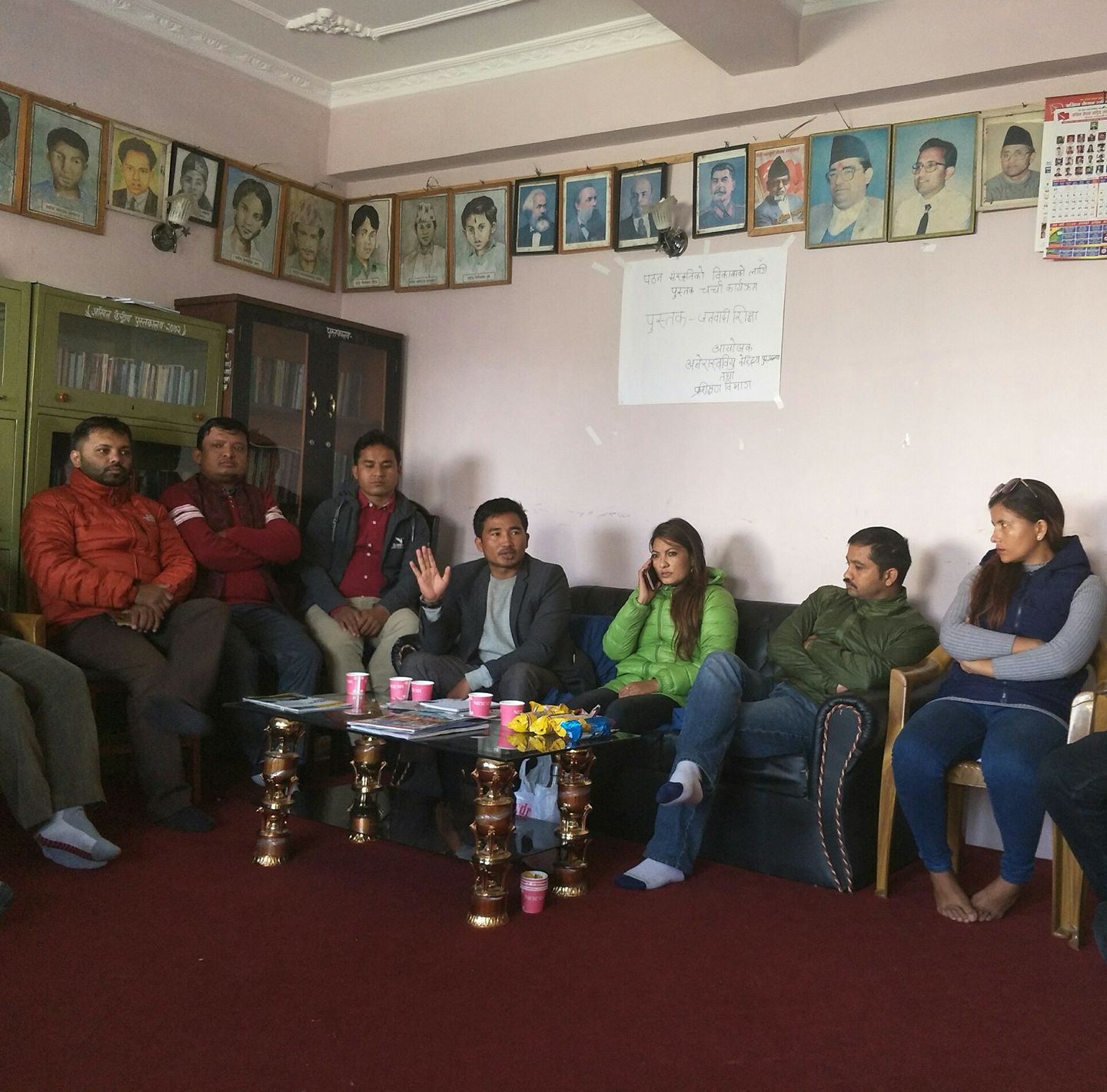 निर्वाचन प्रचारका लागि प्रचण्डको क्षेत्रमा नवीना लामा र ओलीकोमा रञ्जित तामाङ खटिने