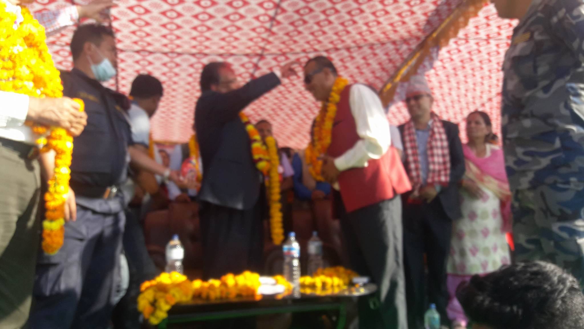 राप्रपा(प्रजातान्त्रिक)का चितवन जिल्ला अध्यक्ष बद्री तिमल्सिना माओवादी केन्द्रमा प्रवेश