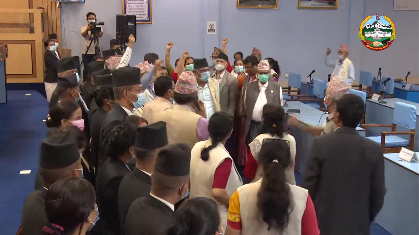 एमालेको अवरोधले आज पनि स्थगित भयो लुम्बिनी प्रदेशसभा बैठक